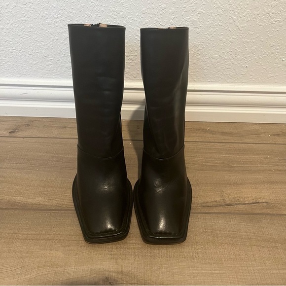 Alias Mae Eden Bootie in Black Leather Square Toe Size 6 (36) - Picture 3 of 8